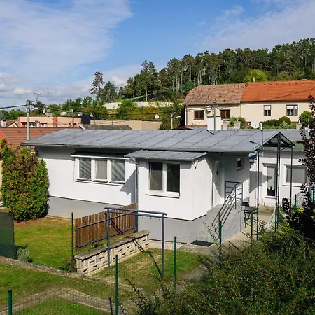 Domcek Pri Lesoparku